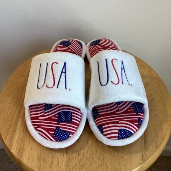 Rae Dunn Patriotic USA Flag Plush Slide Slippers With Red Soles Women's Size L - Picture 1 of 4